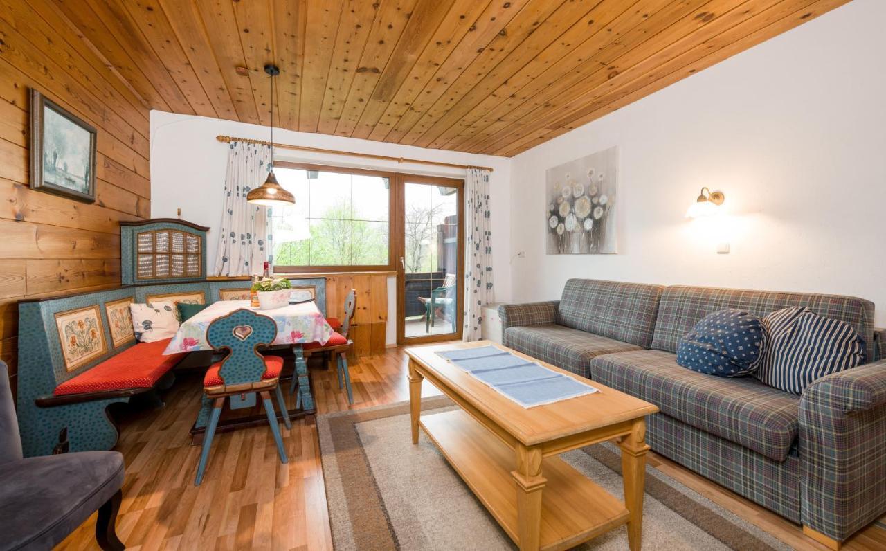 Tyrol Apartment *