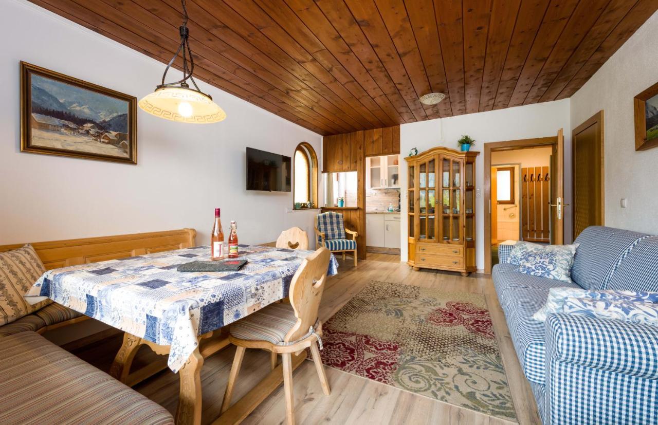 Tyrol Apartment *