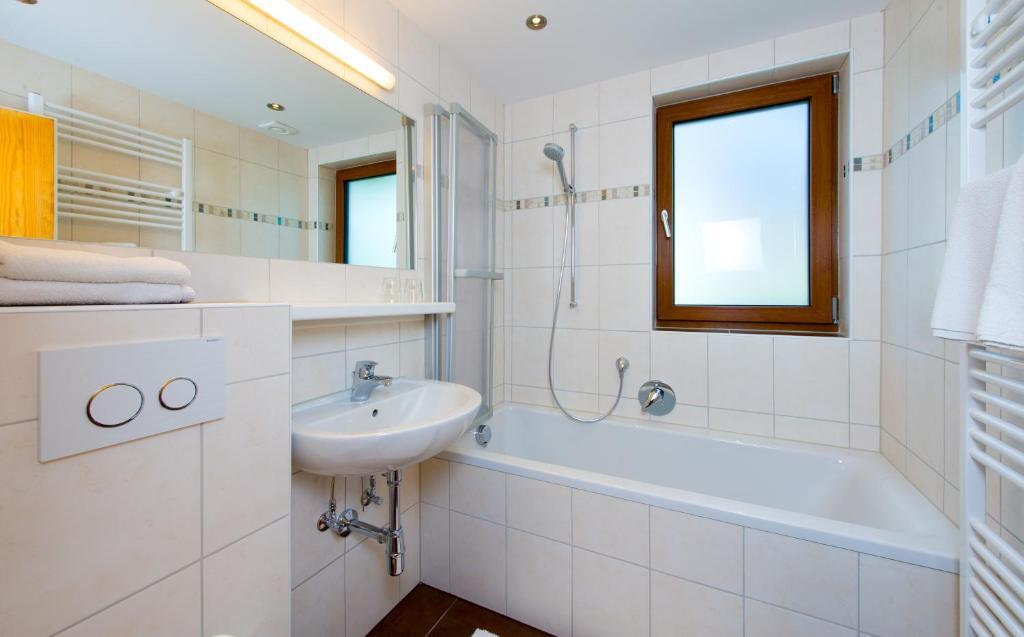 Tyrol Apartment